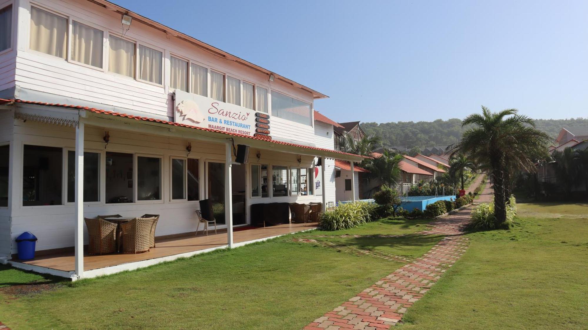 Maargit Beach Resort Mandrem Ngoại thất bức ảnh