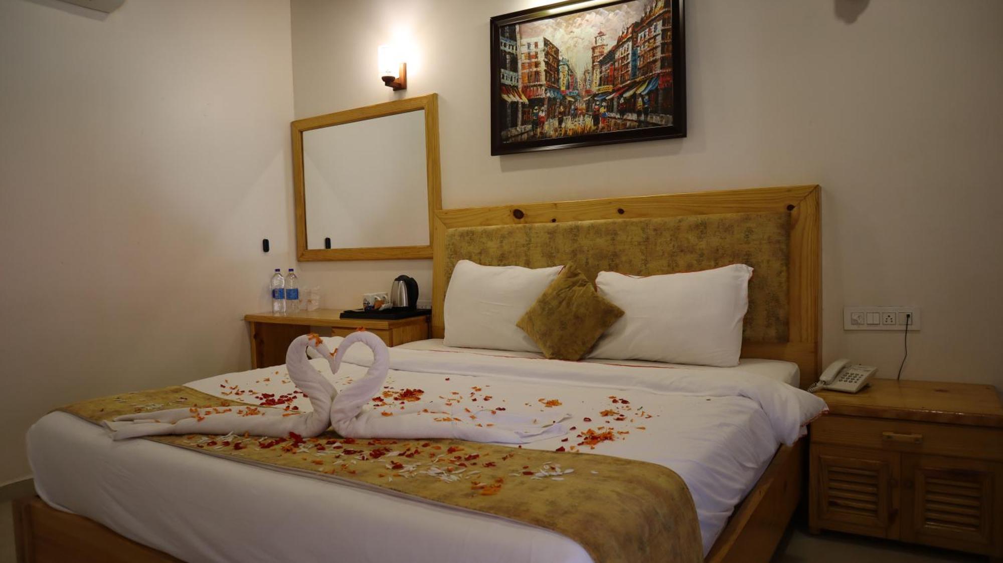 Maargit Beach Resort Mandrem Ngoại thất bức ảnh