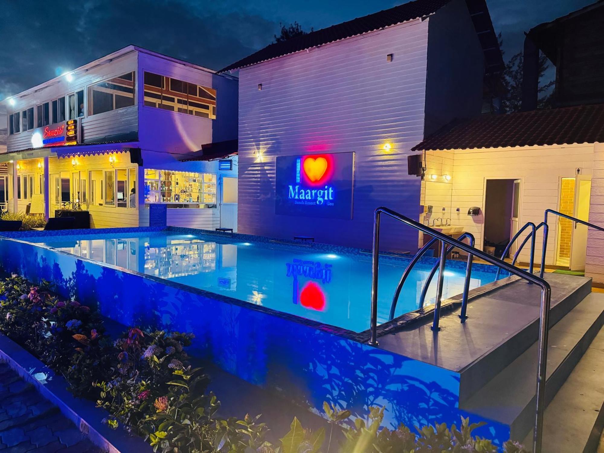 Maargit Beach Resort Mandrem Ngoại thất bức ảnh
