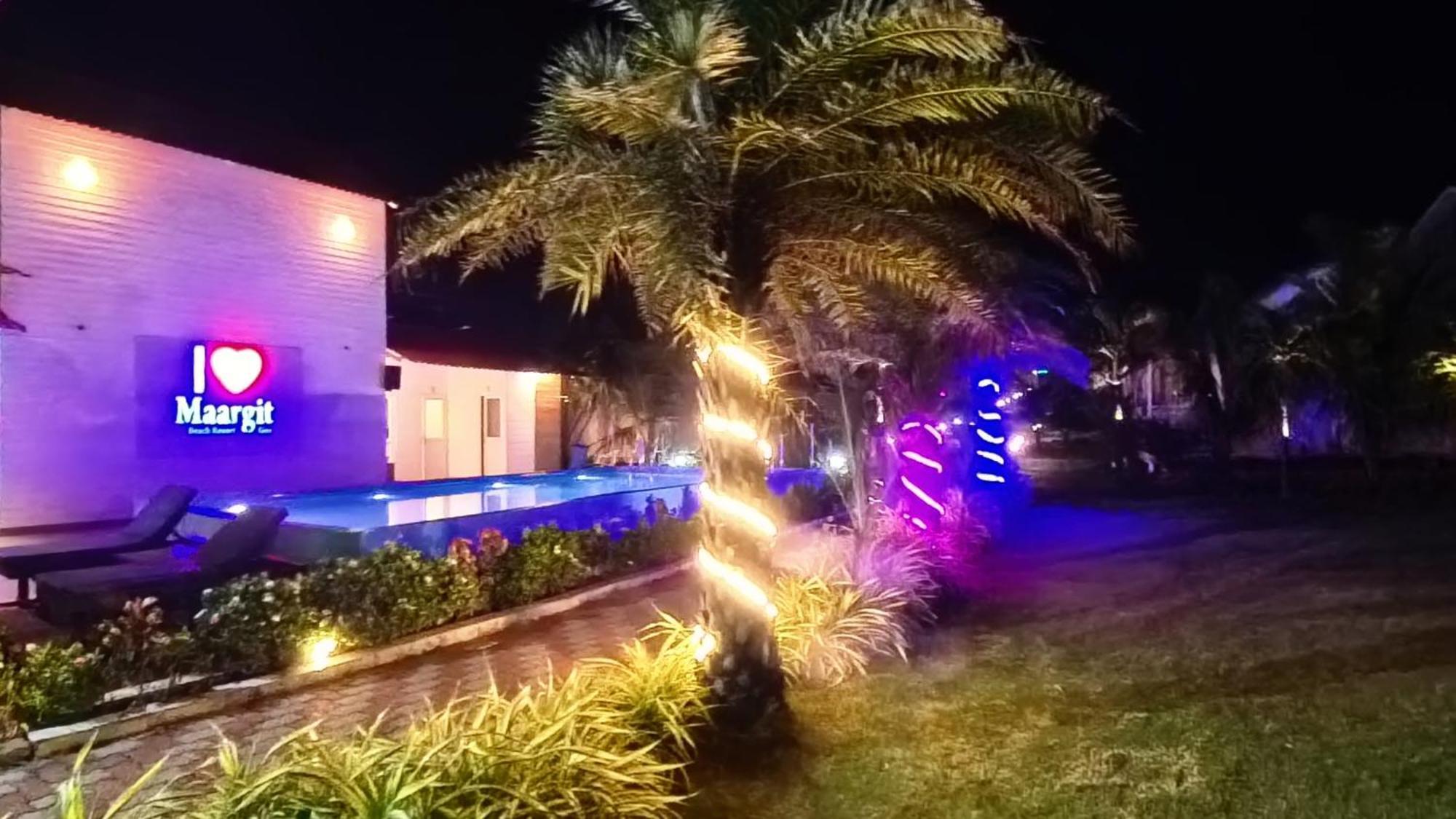 Maargit Beach Resort Mandrem Ngoại thất bức ảnh